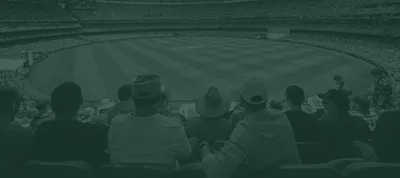 Фотография людей на стадионе в оттенках серого — бесплатное изображение в сером цвете на Unsplash