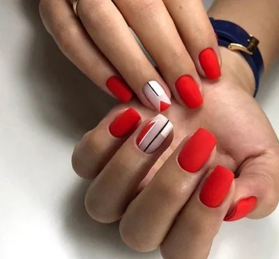 Красный маникюр: тренды 2021 года с фото в статье от интернет-магазина New  Style Nails