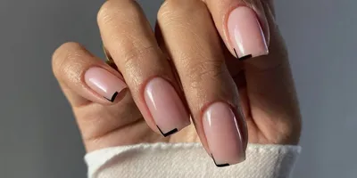 Маникюр на короткие ногти в студии маникюра Tiffany Nails