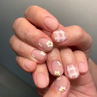 маникюр в школу для 11 класса | Nails, Manicure, Gel nails