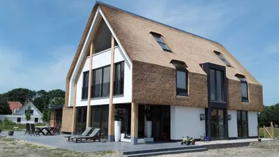 Проект современного мансардного дома с гаражом на 2 автомобиля ПРАКТИЧНЫЙ 4  купить в Минске на 