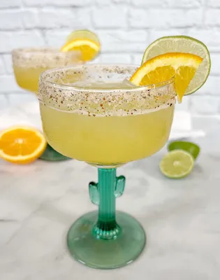 Classic Margarita - 4-Ingredient Cocktail - Chef Savvy