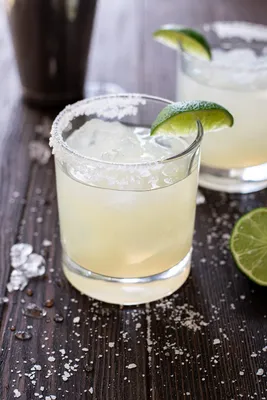 Perfect Classic Margarita Recipe - Self Proclaimed Foodie