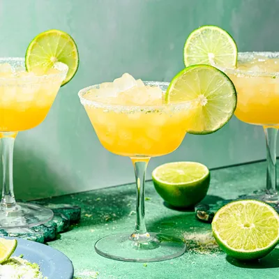 Mango Margarita Recipe - Kitchen Swagger