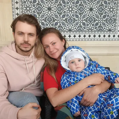 Актриса Мария Миронова сравнила фото сына с изображением знаменитого отца