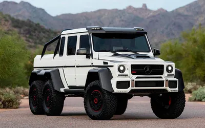 Редкий шестиколесный Mercedes G-Glass от Brabus продадут за $1,1 млн ::  Autonews