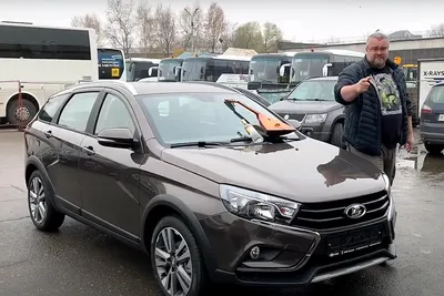 АвтоВАЗ» представил удлиненную Lada Vesta для чиновников - Газета.Ru |  Новости