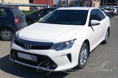 Toyota Camry белая - Машины - Каталог