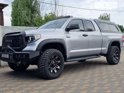 Toyota Tundra 2021, 2022, 2023, 2024, пикап, 3 поколение, XK70 технические  характеристики и комплектации