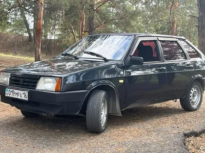 Audi 80 второго поколения против ВАЗ-2109 и АЗЛК-2141. Машины одного  уровня? — Авторевю