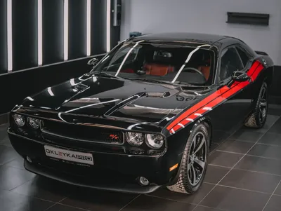 вид автомобиля "dodge" изолирован на белом фоне Стоковое Изображение -  изображение насчитывающей мышца, поколение: 272635513