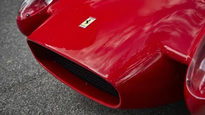 Фотосъемка автомобиля Ferrari на продажу