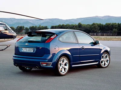 Автомобиль Ford Focus 2