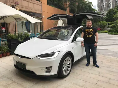 Tesla грозит отзыв 158 тысяч машин из-за сенсорных экранов - читайте в  разделе Новости в Журнале Авто.ру