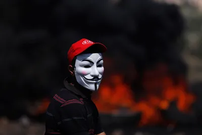 MERAGOR | Мужчина в маске гая фокса фото на аву скачать