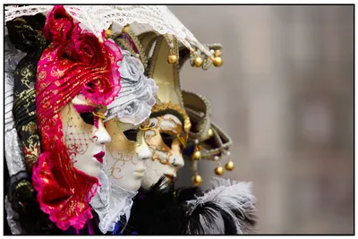 Маски Венецианского карнавала