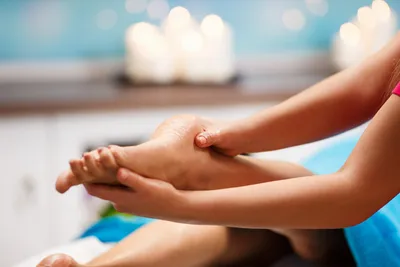 Как массаж ног улучшает здоровье? Техники массажа | Школа славянского  целительства "Древо Жизни" | Дзен
