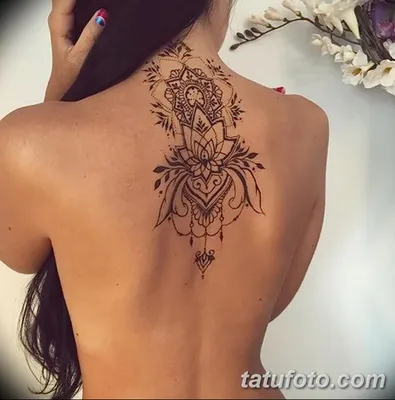 Henna art on the back Роспись мехенди на спине #mehndi #henna #art | Henna  tattoo, Tattoos, Henna