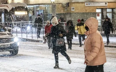 Черная метель" и снегопад: что происходит в Москве при непогоде —   — Статьи на РЕН ТВ