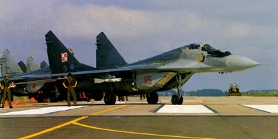 Два МиГ-29 доставили из Белоруссии для ВВС Сербии - 