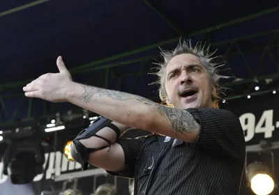 Скоропостижно скончался рок-музыкант, лидер группы «Король и шут» Михаил  Горшенев - Газета.Ru