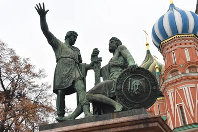 Памятник Минину и Пожарскому: информация и фото, где находится Памятник  Минину и Пожарскому