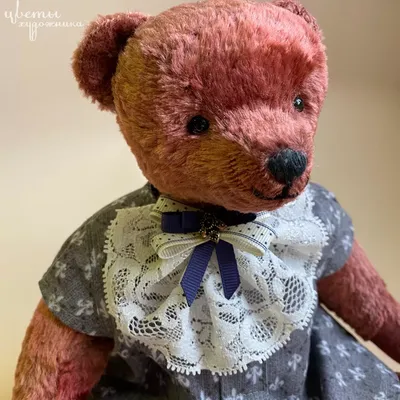 Мишка Тедди в сарафане - «Цветы художника»