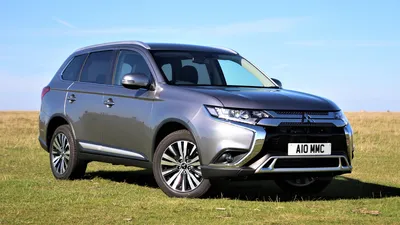 2024 Mitsubishi Outlander: Choosing the Right Trim - Autotrader