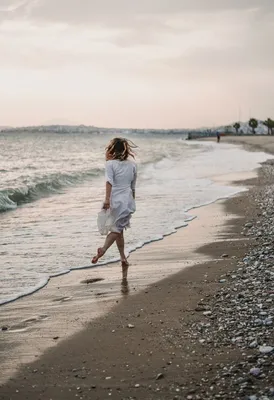 Пляж, море, девушка | Туристический портал Планета Сочи