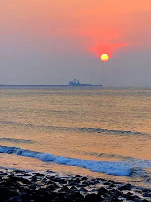 Картинка Пляж Море солнца Природа Небо Рассветы и закаты Вода | Закаты,  Обои с пляжем, Пляжные фото