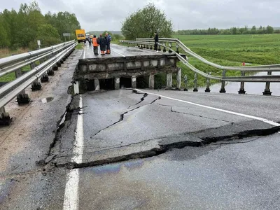 Крымский мост снова перекроют из-за ремонта