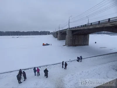Во время сноса моста Браса поврежден водопровод Rīgas ūdens / Статья