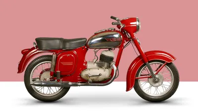 Что выпускает сейчас легендарная Jawa, поставлявшая мотоциклы в СССР |  Пикабу