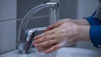 Какие санитайзеры бесполезны от Covid-19 и почему мытье рук — золотой  стандарт профилактики. Объясняет врач | 