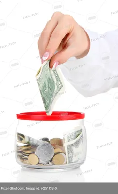 Стеклянная банка с деньгами на столе, крупным планом. Концепция сбережений  :: Стоковая фотография :: Pixel-Shot Studio