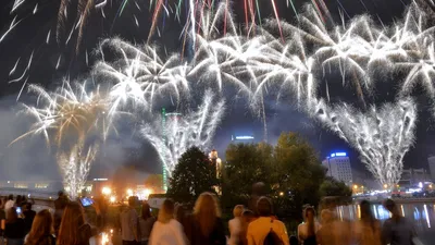 Заказать наклейки, стикеры на День города Москвы | Печать за 1 день