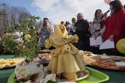 Первый день Масленицы называется "Встреча"