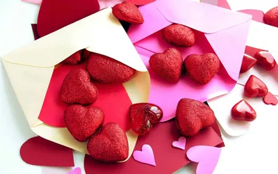 Названы самые популярные подарки на День влюбленных - ЗНАЙ ЮА