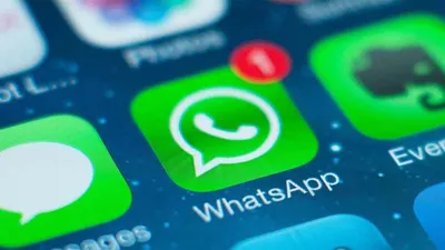 Как поставить музыку на статус в WhatsApp