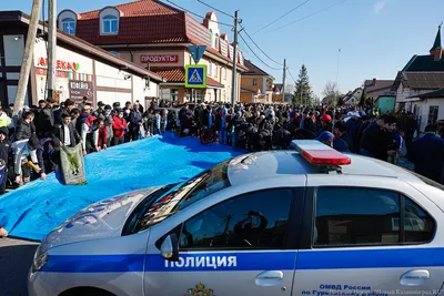 Сотни мусульман совершили под Калининградом молитву в честь Ураза-Байрам  (фото) - Новый Калининград.Ru