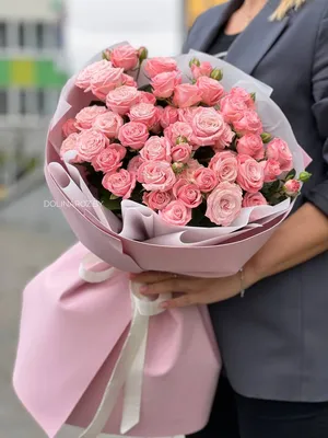 Зимний букет розовых цветов с нобилисом - купить с доставкой в Омске -  Лаванда