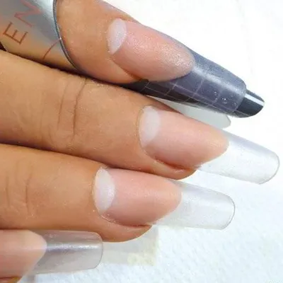 Акрил - современный материал для наращивания ногтей