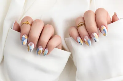 Milky nails дизайны 2021-2022: как создать самый трендовый маникюр  молочными базами, топами и гелями