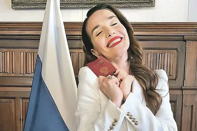 Соцсети: уругвайская певица Наталья Орейро получила прописку в Рязанской  области