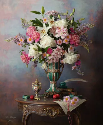 Картина маслом"Натюрморт с цветами и птицами" Кривонос