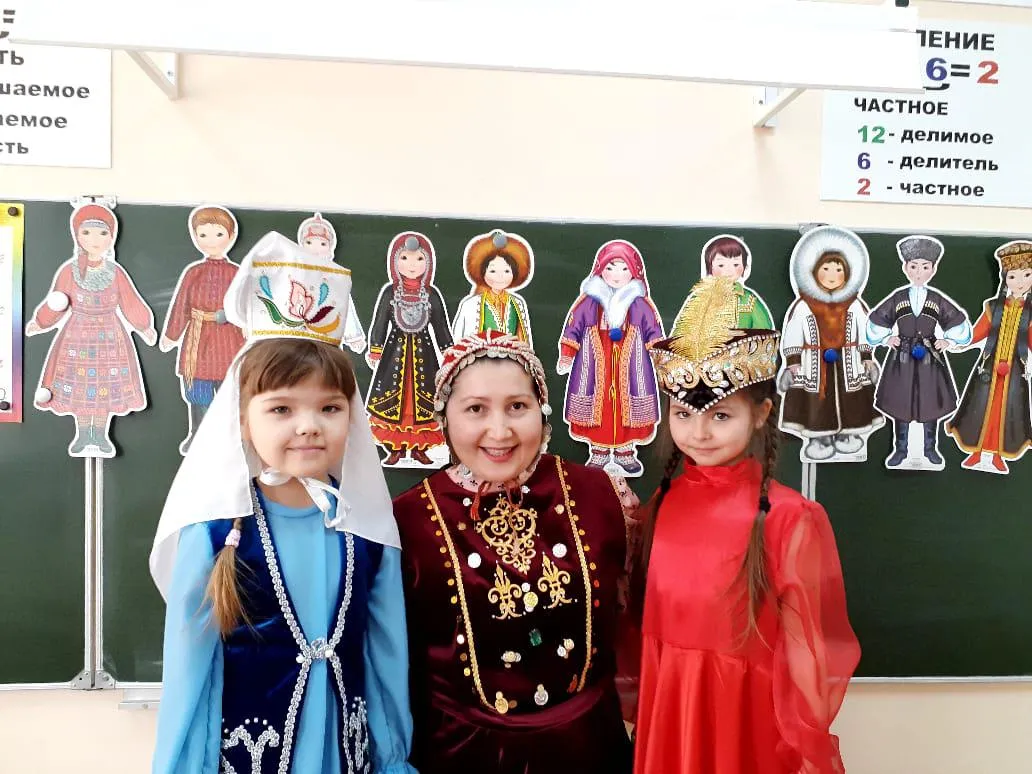 День национального костюма в апреле 2024. День национального костюма в Башкортостане 2024 апрель. День национального костюма в Башкирии 2024 в апреле.