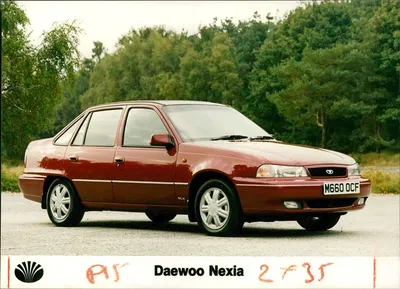 Daewoo Nexia I поколение рестайлинг Седан – модификации и цены,  одноклассники Daewoo Nexia sedan, где купить - 