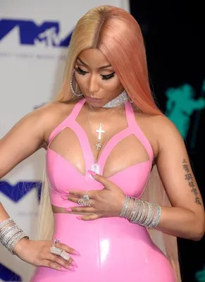 NY, USA - DECEMBER 4, 2019: Nicki Minaj Official Instagram Account On  Smartphone Screen On Paper Instagram Banner. Фотография, картинки,  изображения и сток-фотография без роялти. Image 138950499