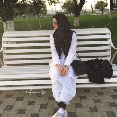 Пин от пользователя e_asya❤️ на доске Мусульманки | Уличная мода на  хиджабы, Мусульманки, Мусульманские девушки