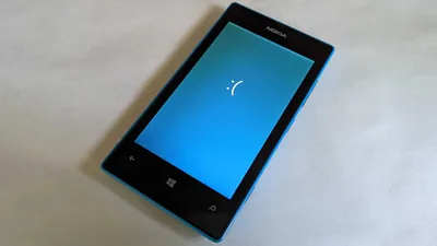 Nokia Lumia 520 hands-on - YouTube